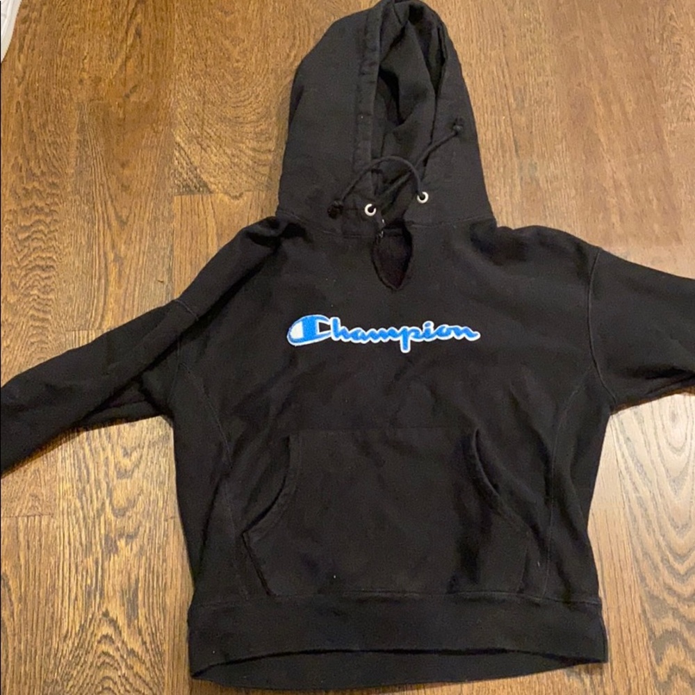 Black champion hoodie